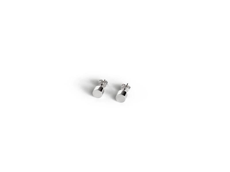 A001
